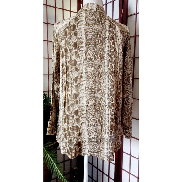 Epique Moi Women's Brown/Tan Runched Snake Print Button Front Blouse - Picture 12 of 16